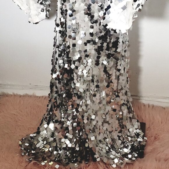 Silver Shadow Sequin Semi-Flair Elegant Gown - Picture 4 of 7